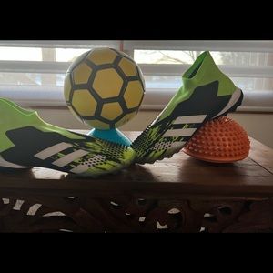 Adidas Predator Mutator turf soccer shoes